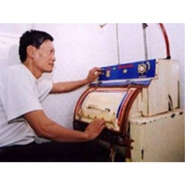 NGƯỜI VIỆT ĐẦU TIÊN SÁNG CHẾ RA MÁY GIẶT